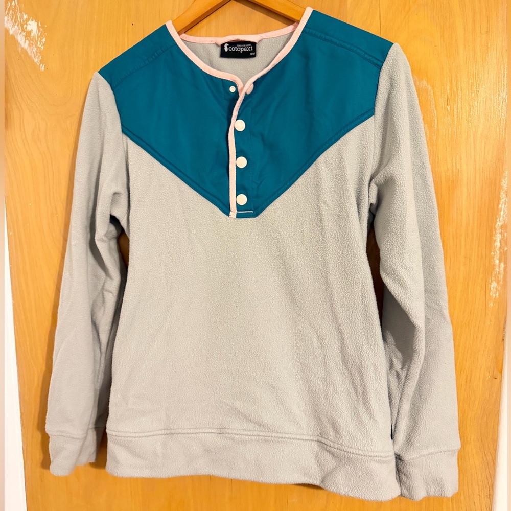 Cotopaxi Light Teal Fleece Pullover with Teal Yoke